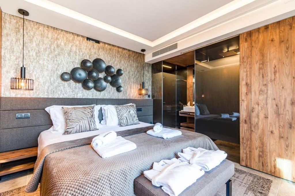 The Minipenthouse Terrace & * Пасу-де-Аркуш
